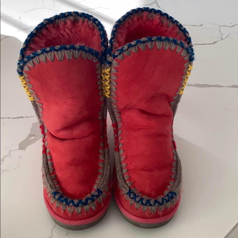 Mou soldout embroidered boot size 39